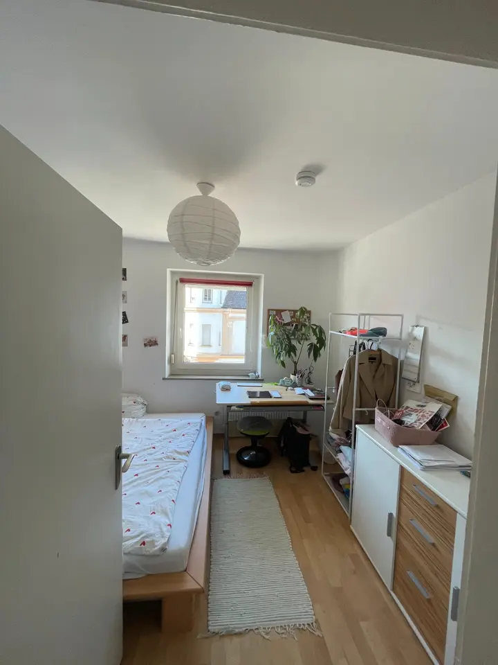 5 Zimmer Wohnung mit 80 m² in Regensburg – Bild 3