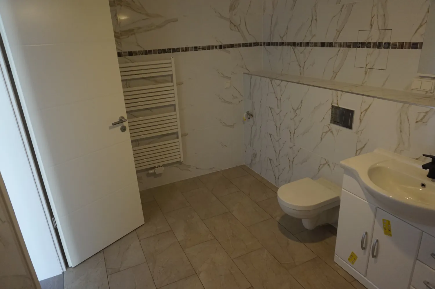 2 room apartment with 76 m² in Berlin – Photo 4