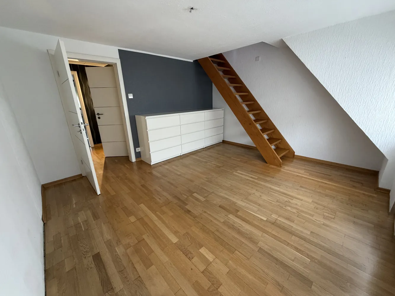 2 Zimmer Wohnung mit 75 m² in Duisburg – Bild 12