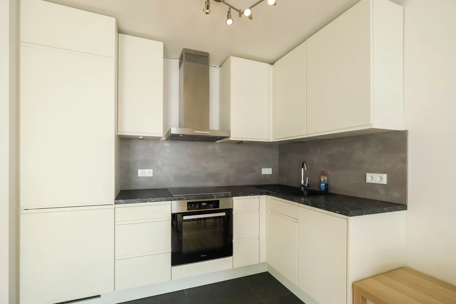 2 room apartment with 53 m² in Frankfurt am Main – Photo 3
