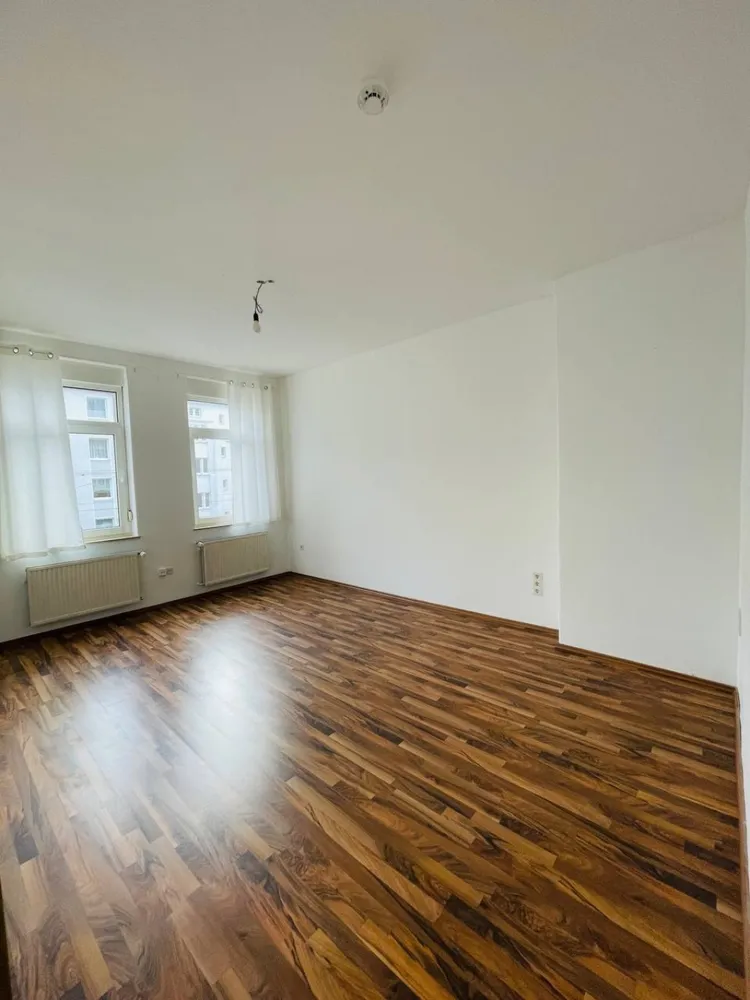 3 Zimmer Wohnung mit 93 m² in Hannover – Bild 2