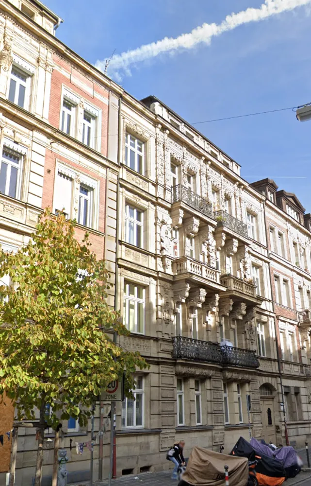 6 Zimmer Wohnung mit 119 m² in Nürnberg – Bild 4