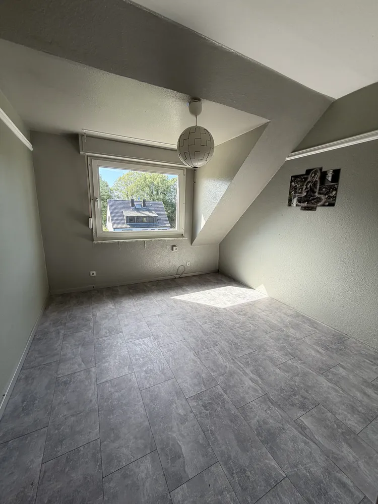 6 Zimmer Wohnung mit 134 m² in Herne – Bild 4