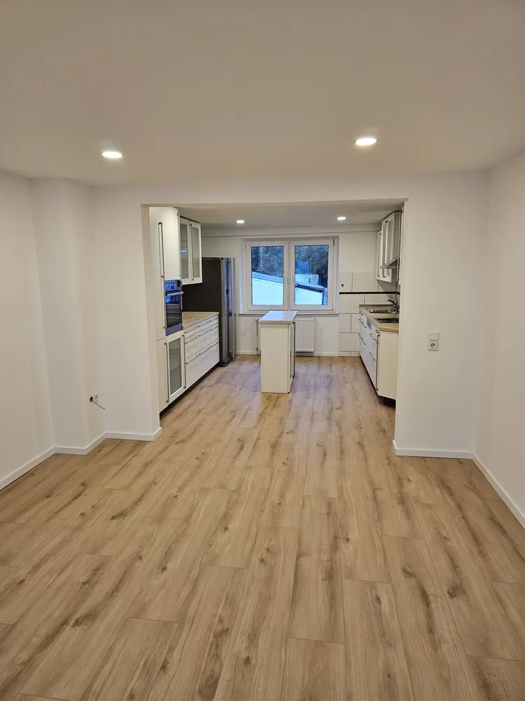 5 Zimmer Wohnung mit 110 m² in Solingen – Bild 1