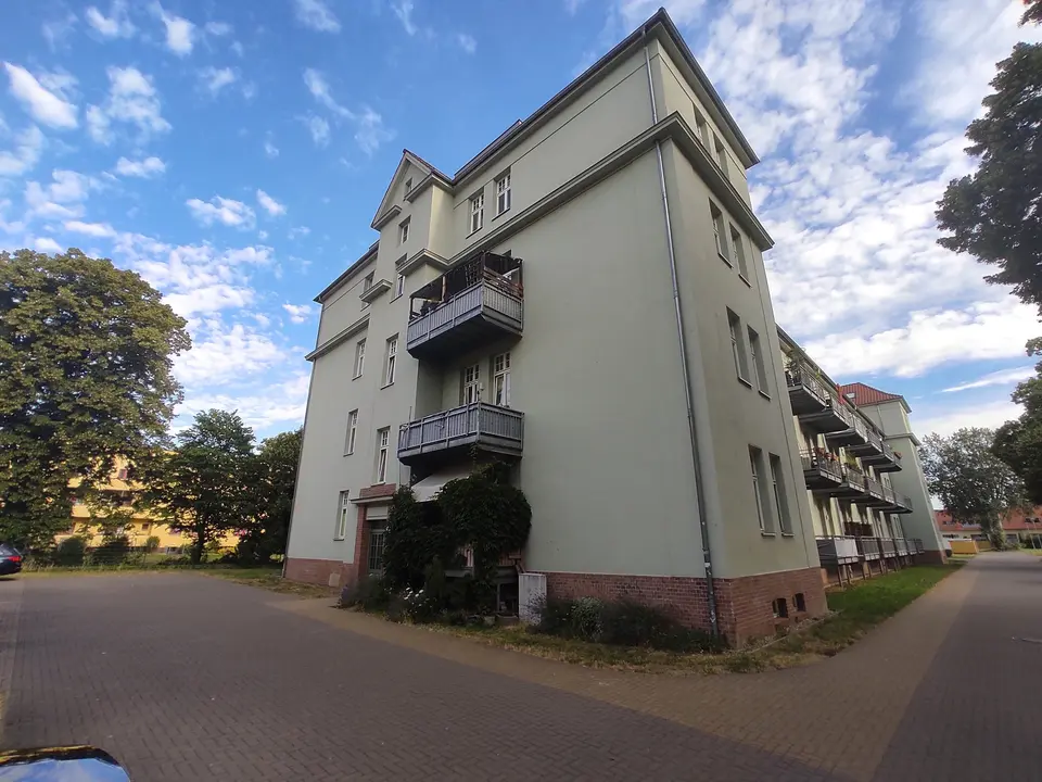 4 room apartment with 110 m² in Magdeburg – Photo 1