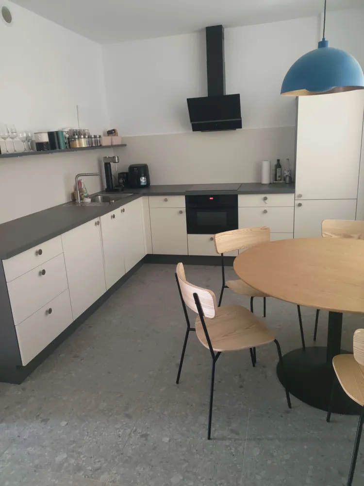 2 room apartment with 65 m² in Berlin – Photo 2