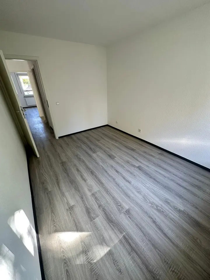 4 Zimmer Wohnung mit 90 m² in Leonberg – Bild 2