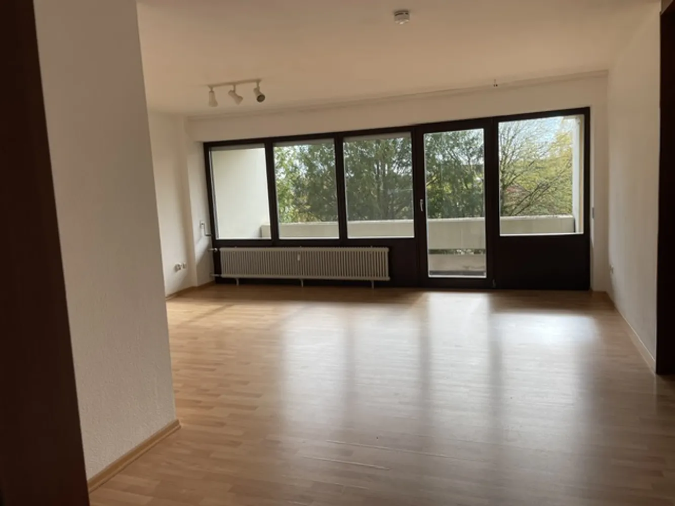 3 Zimmer Wohnung mit 90 m² in Schweinfurt – Bild 4