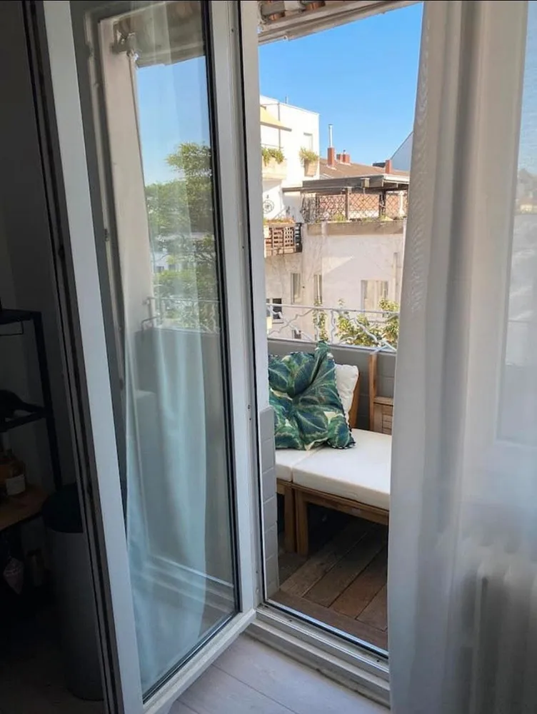 2 Zimmer Wohnung mit 60 m² in Düsseldorf – Bild 2