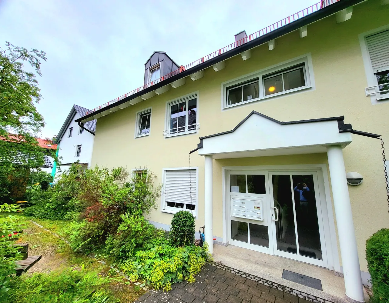 5 Zimmer Wohnung mit 115 m² in München – Bild 3