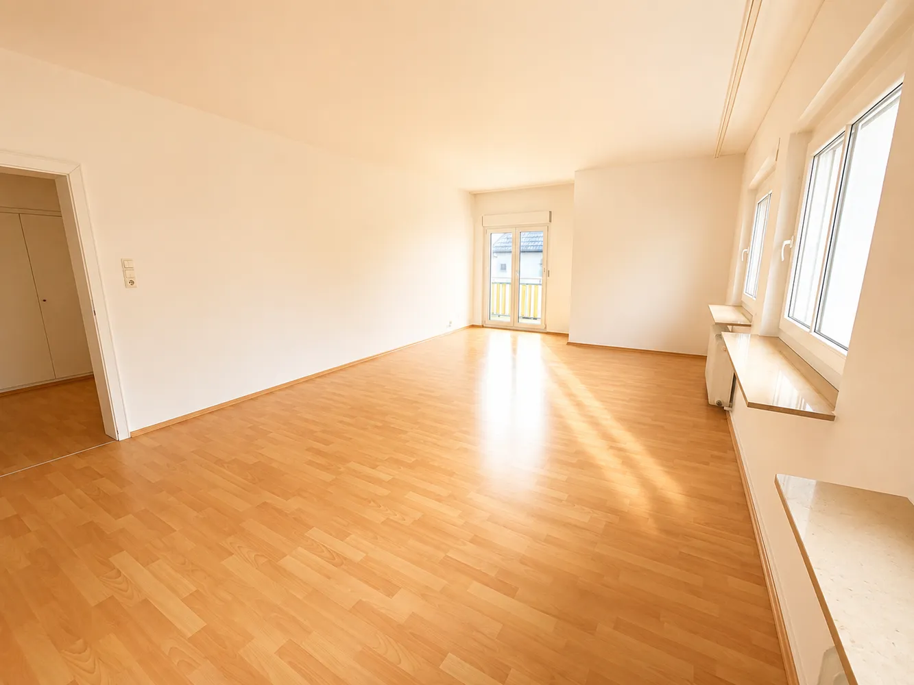 2 Zimmer Wohnung mit 80 m² in Wiesbaden – Bild 3