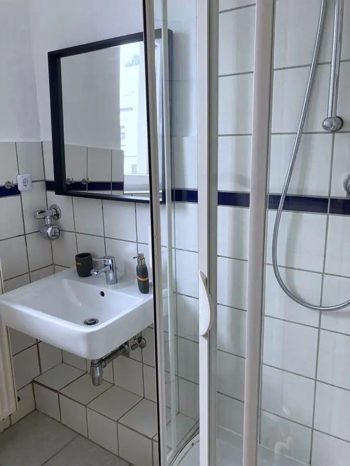 WG-Zimmer mit 67 m² in Solingen – Bild 6