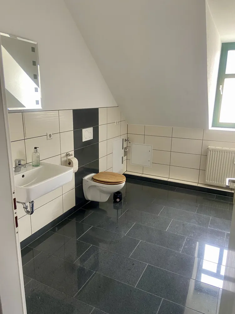 2 Zimmer Wohnung mit 75 m² in Dresden – Bild 9