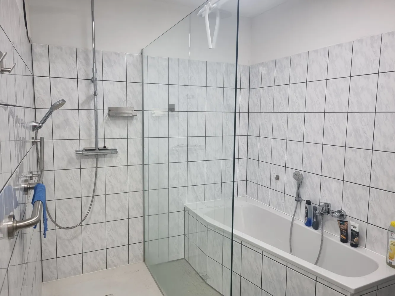 5 Zimmer Wohnung mit 108 m² in Suhl – Bild 1