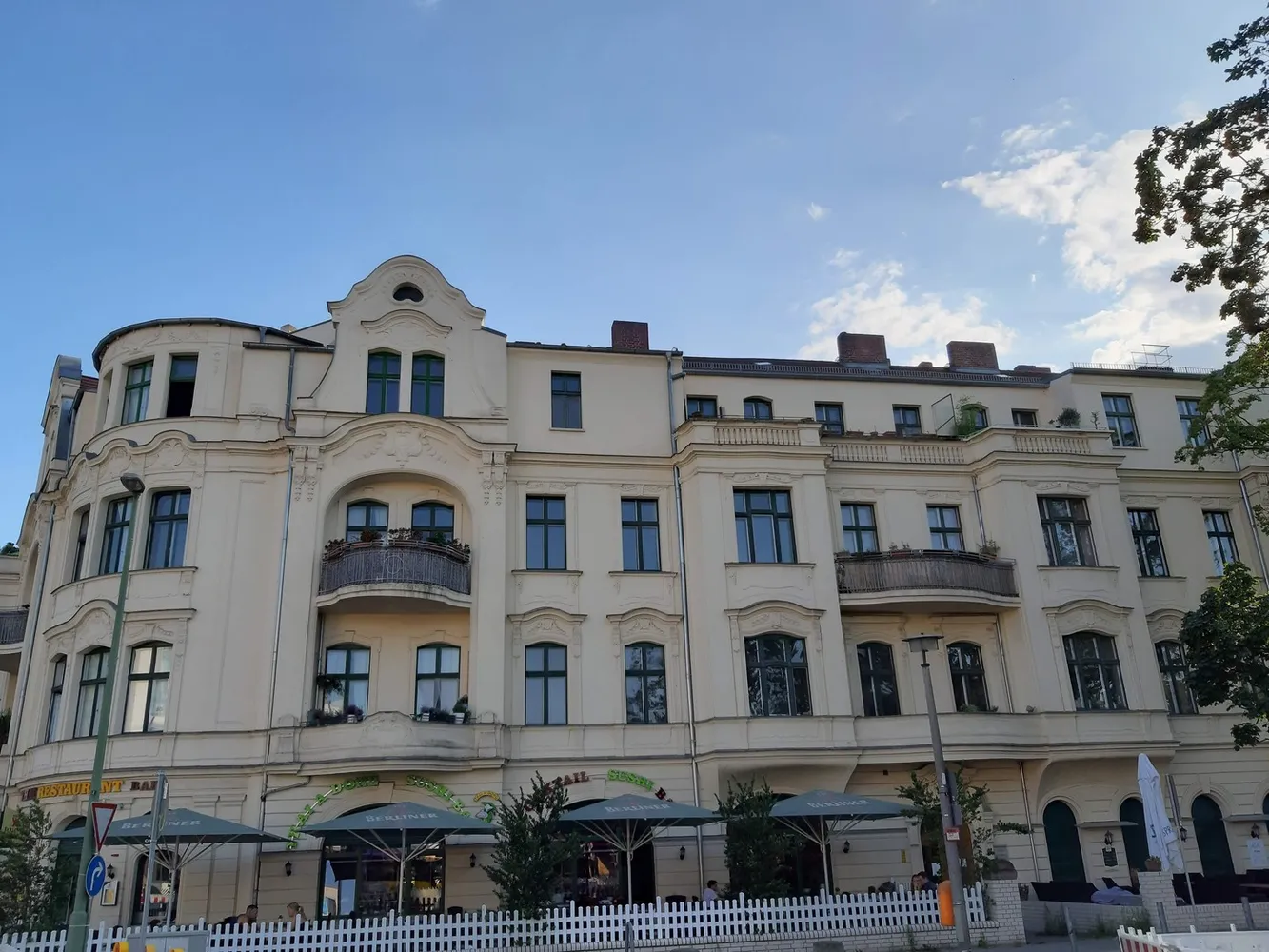 7 Zimmer Wohnung mit 204 m² in Berlin – Bild 6