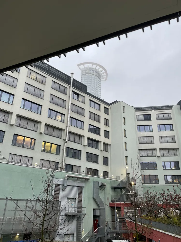 2 room apartment with 74 m² in Frankfurt am Main – Photo 6
