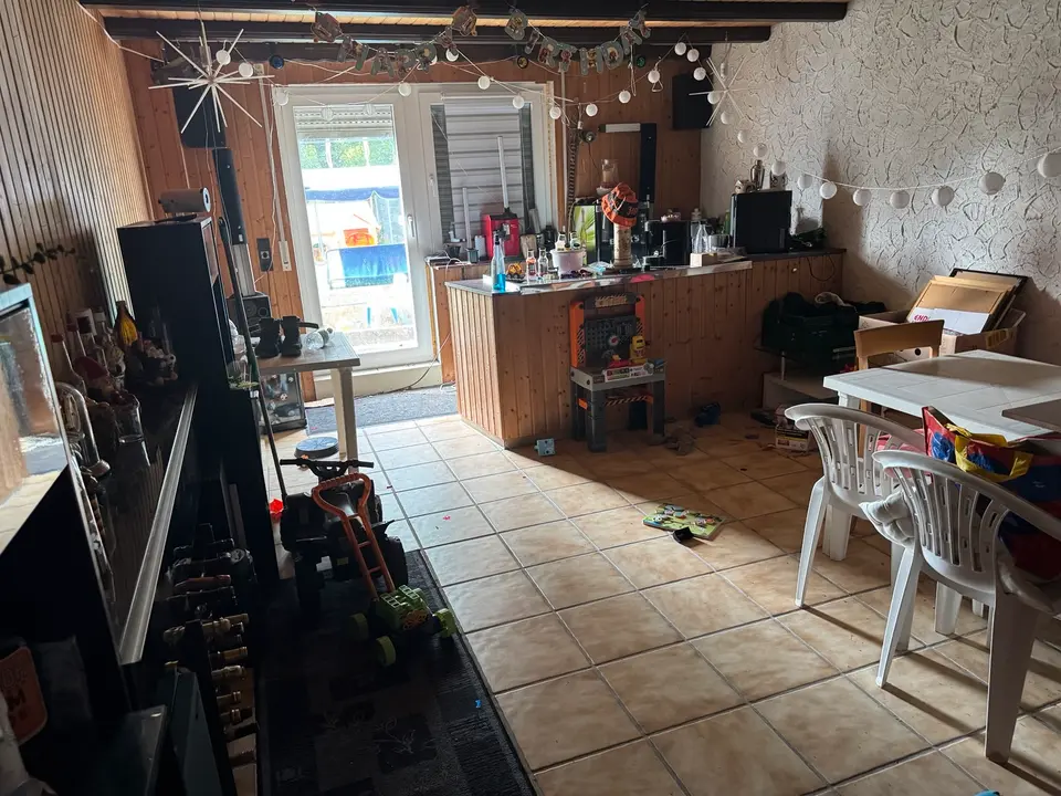 7 Zimmer Haus mit 200 m² in Saarbrücken – Bild 2