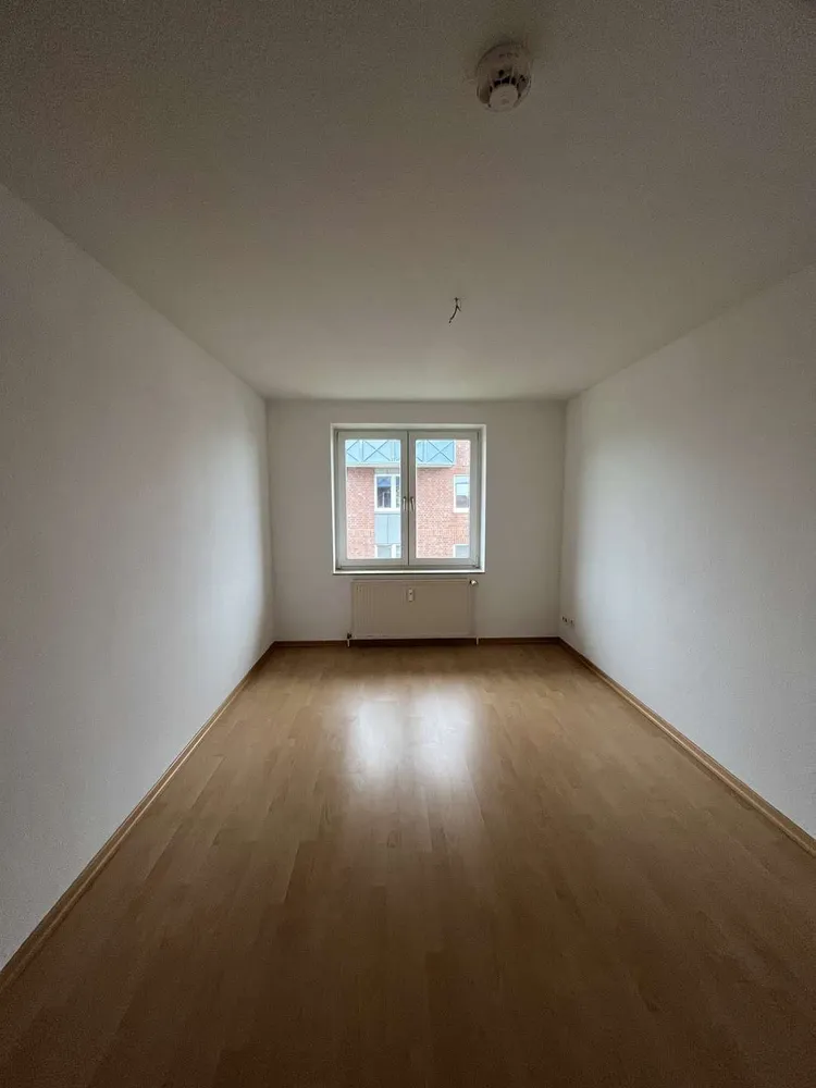 3 Zimmer Wohnung mit 82 m² in Schwerin – Bild 3