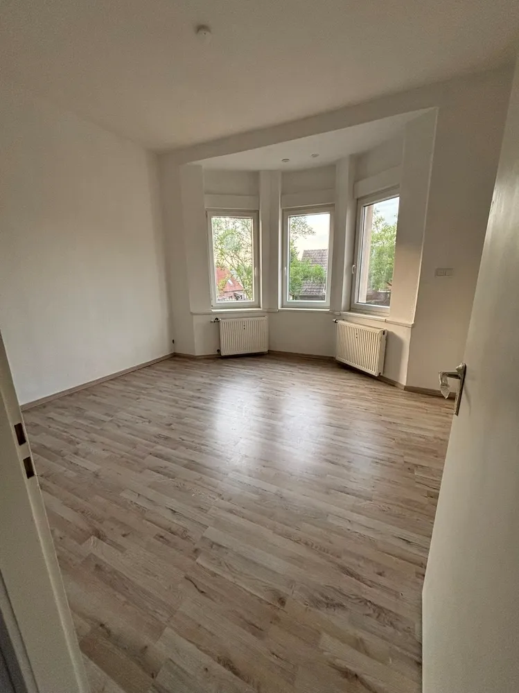 4 Zimmer Wohnung mit 100 m² in Duisburg – Bild 1