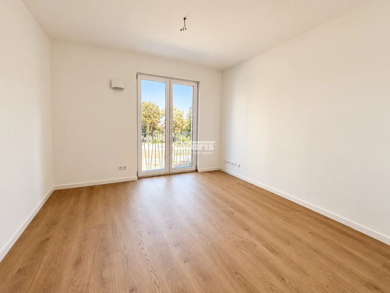 4 Zimmer Wohnung mit 118 m² in Erfurt – Bild 1