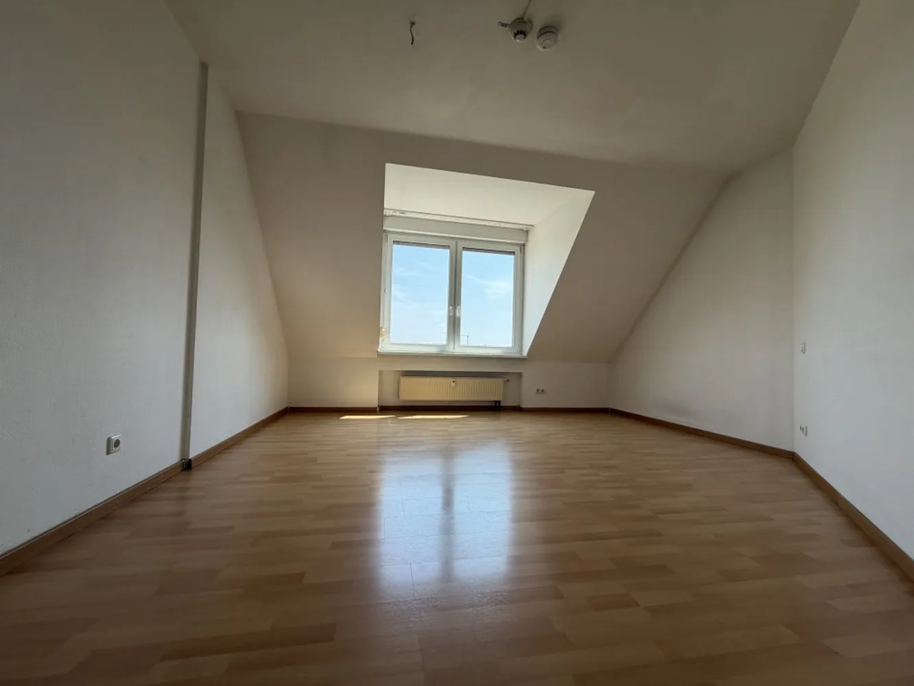 4 Zimmer Wohnung mit 107 m² in Erlangen – Bild 6