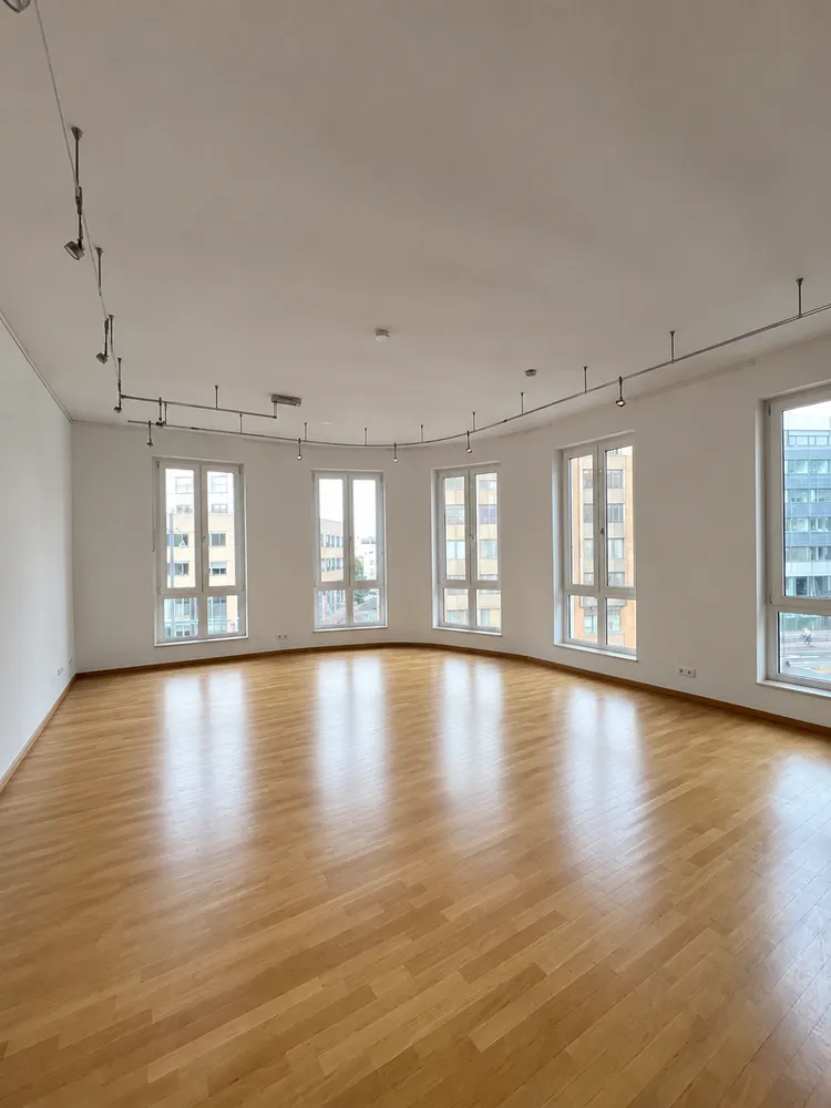 3 Zimmer Wohnung mit 127 m² in Köln – Bild 4