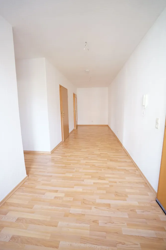 2 Zimmer Wohnung mit 79 m² in Dresden – Bild 3
