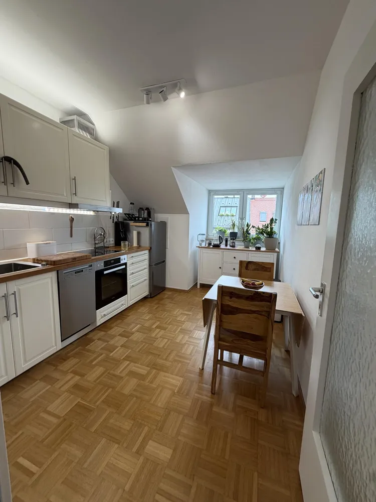 2 Zimmer Wohnung mit 58 m² in München – Bild 2