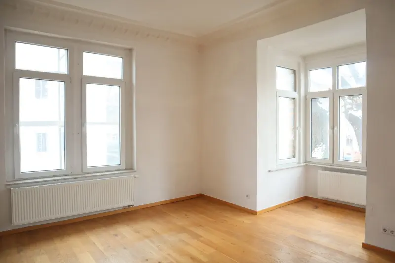 4 Zimmer Wohnung mit 120 m² in Zwickau – Bild 1