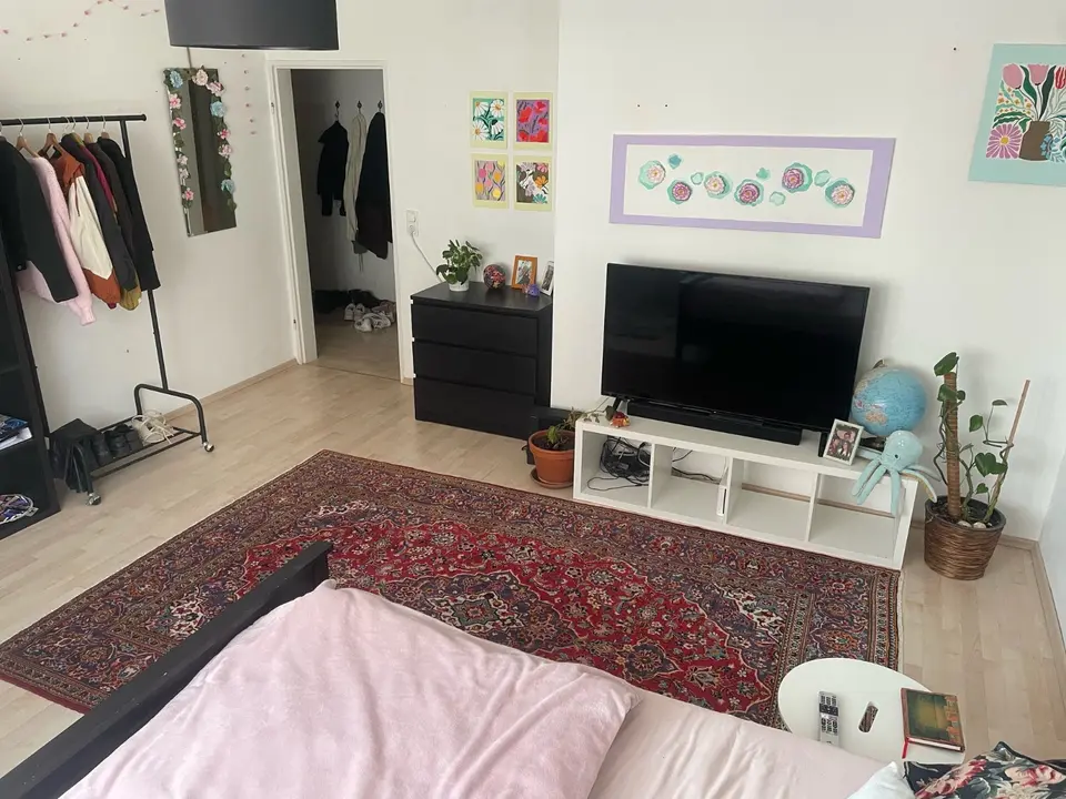 2 Zimmer Wohnung mit 65 m² in Mannheim – Bild 2