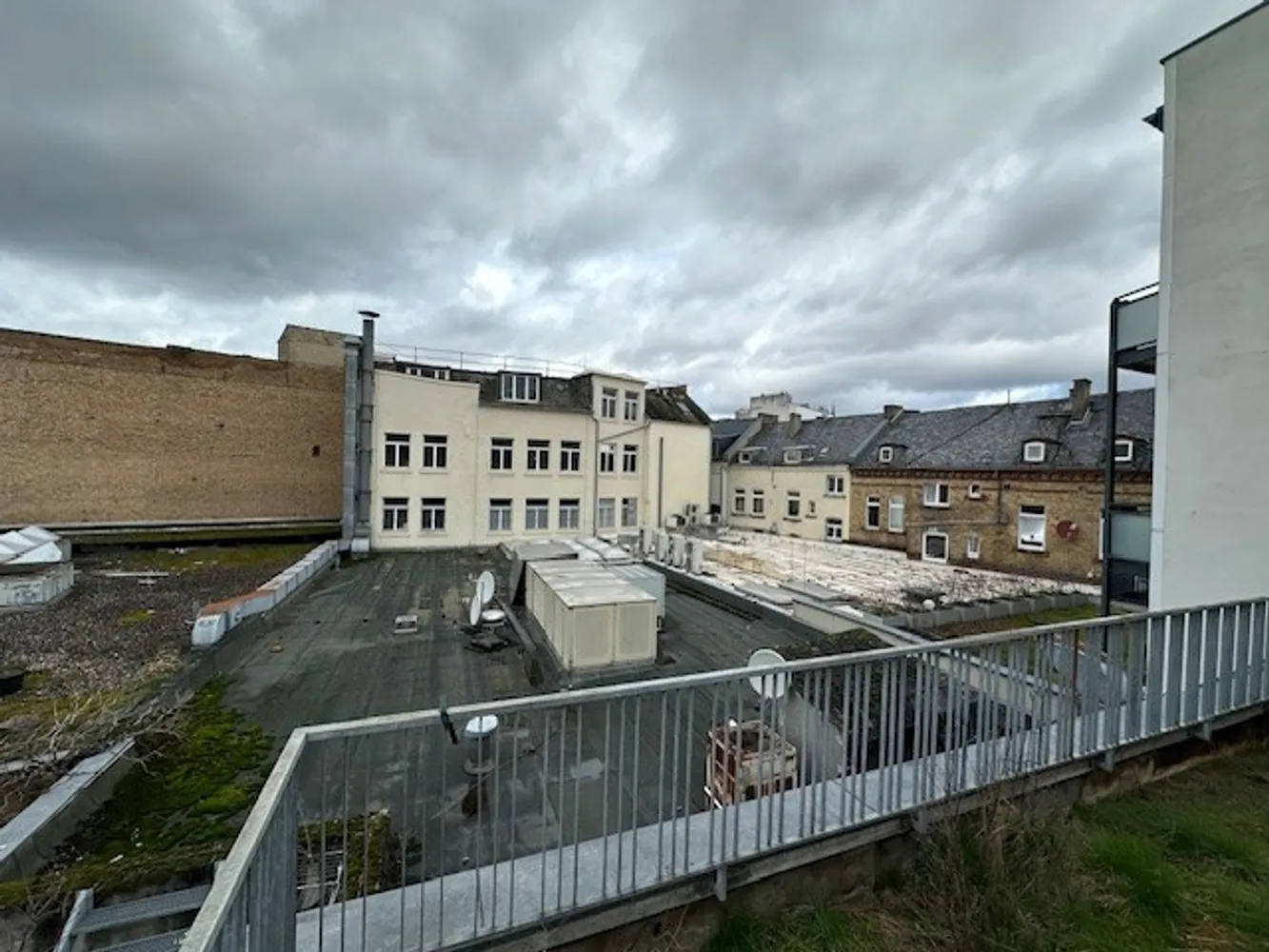 4 Zimmer Wohnung mit 125 m² in Wiesbaden – Bild 7