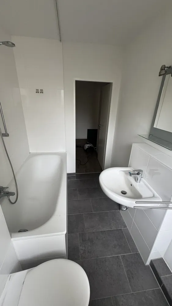 2 Zimmer Wohnung mit 65 m² in Köln – Bild 6