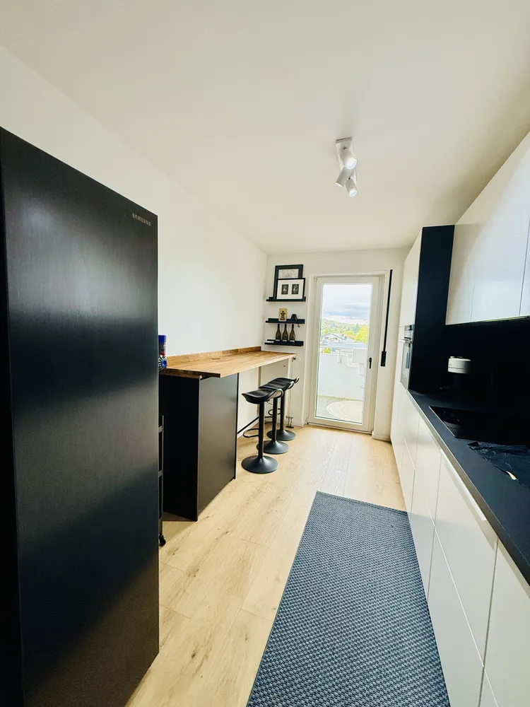 3 Zimmer Wohnung mit 89 m² in Karlsruhe – Bild 2