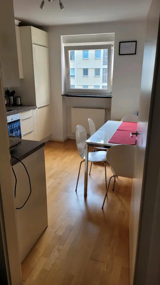 2 Zimmer Wohnung mit 65 m² in Düsseldorf – Bild 5