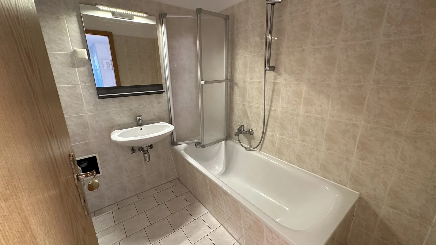 2 Zimmer Wohnung mit 65 m² in Chemnitz – Bild 4