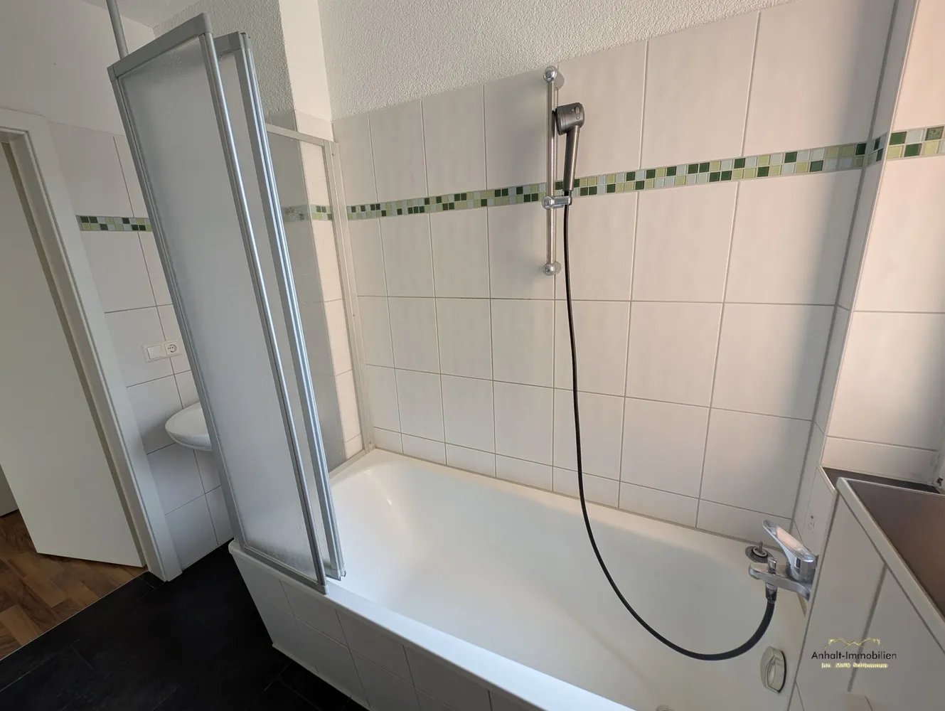 4 Zimmer Wohnung mit 92 m² in Bitterfeld-Wolfen – Bild 7