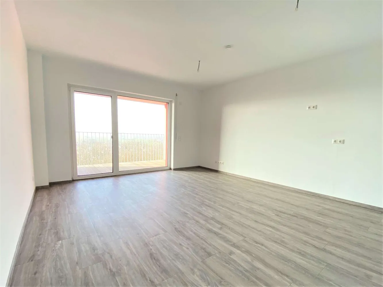 2 Zimmer Wohnung mit 57 m² in Naumburg (Saale) – Bild 2