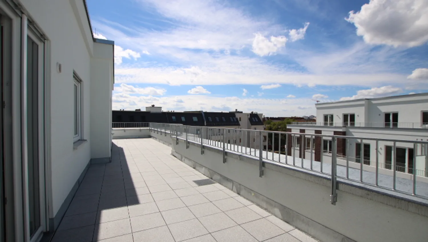 4 Zimmer Wohnung mit 166 m² in Berlin – Bild 10