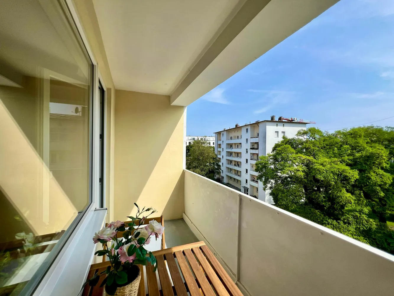 Shared room with 24 m² in Munich – Photo 8