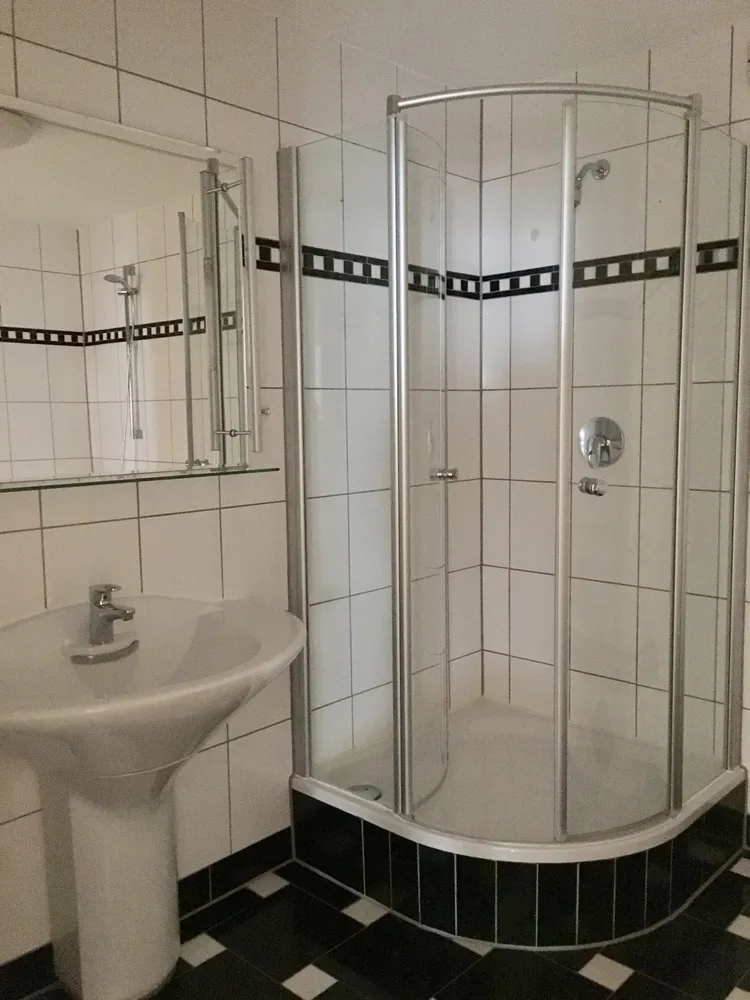 5 Zimmer Wohnung mit 150 m² in Frankfurt am Main – Bild 6