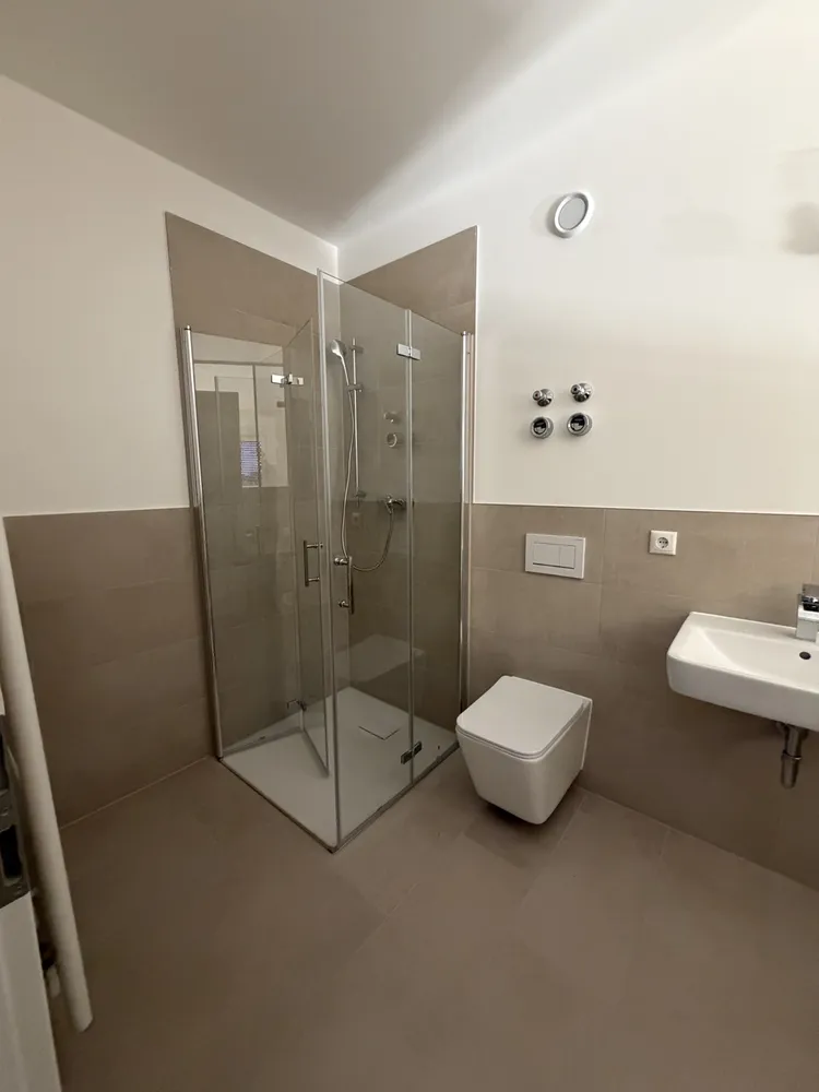 2 Zimmer Wohnung mit 75 m² in Magdeburg – Bild 11