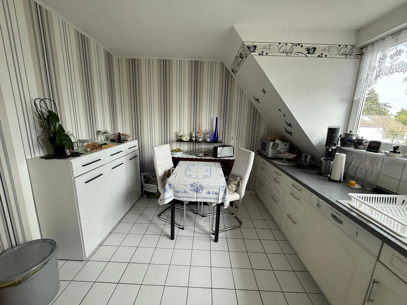 3 Zimmer Wohnung mit 90 m² in Bremen – Bild 2