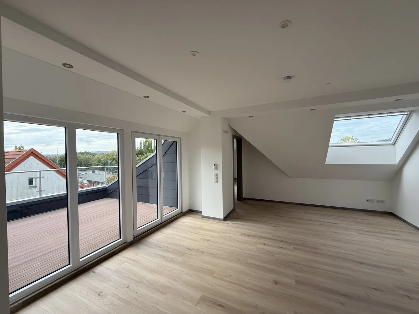 3 room apartment with 100 m² in Saarbrücken – Photo 6