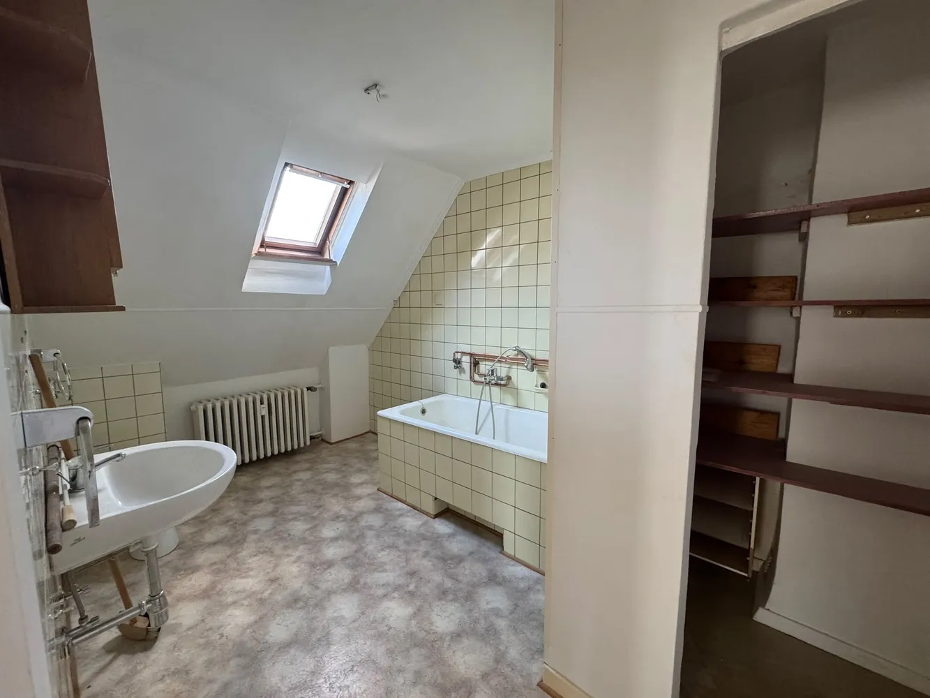 2 room apartment with 55 m² in Königswinter – Photo 4