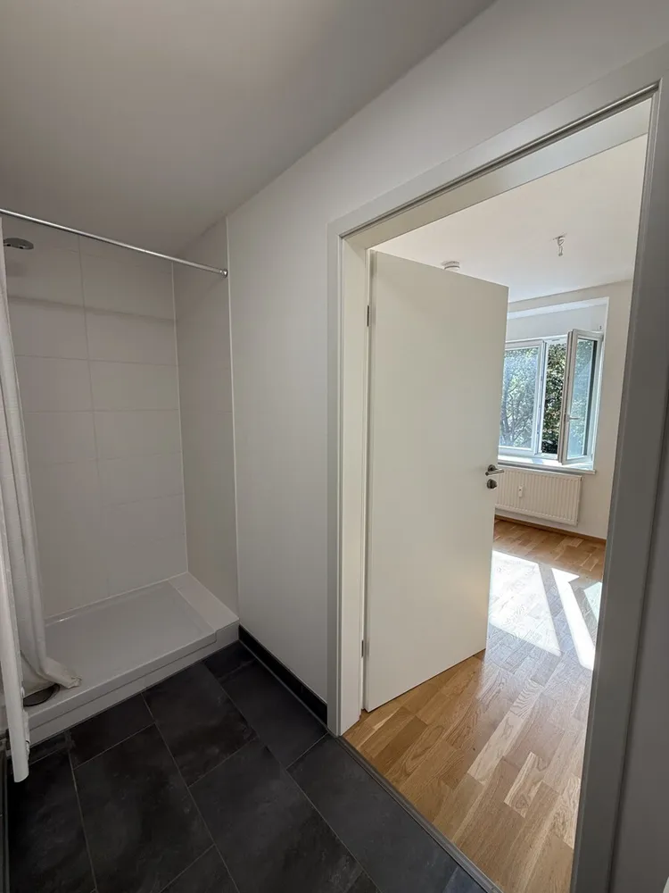 2 room apartment with 36 m² in Augsburg – Photo 4