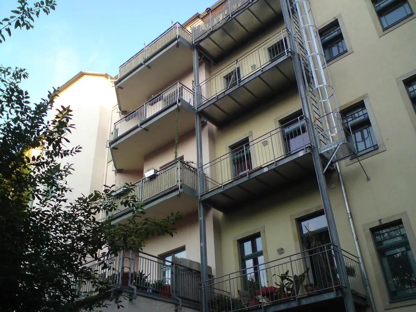 2 Zimmer Wohnung mit 60 m² in Dresden – Bild 2