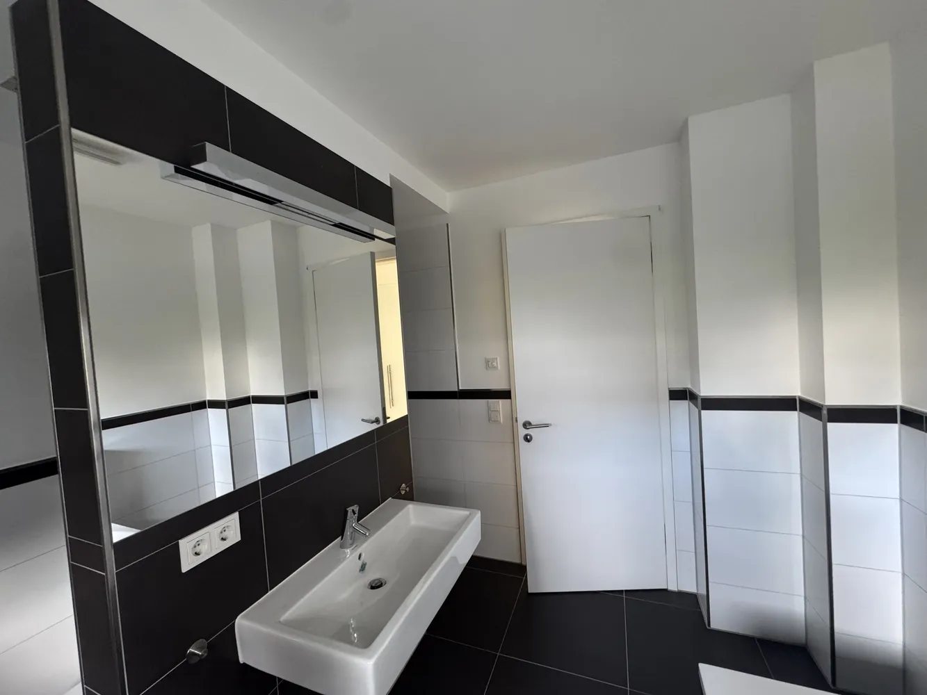 2 room apartment with 95 m² in Magdeburg – Photo 10