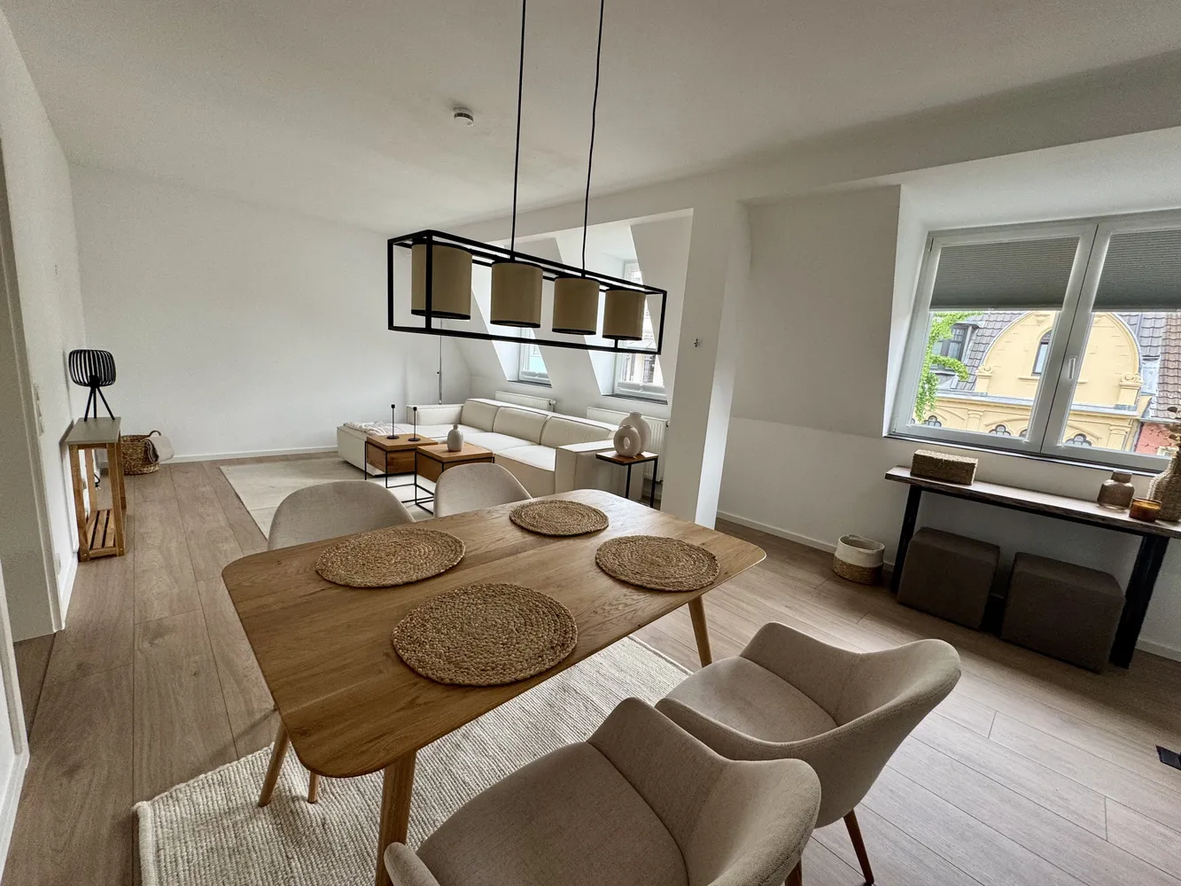 3 Zimmer Wohnung mit 100 m² in Köln – Bild 4