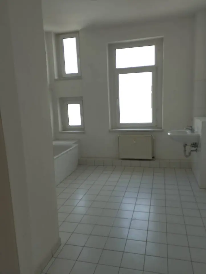2 Zimmer Wohnung mit 71 m² in Halle (Saale) – Bild 8
