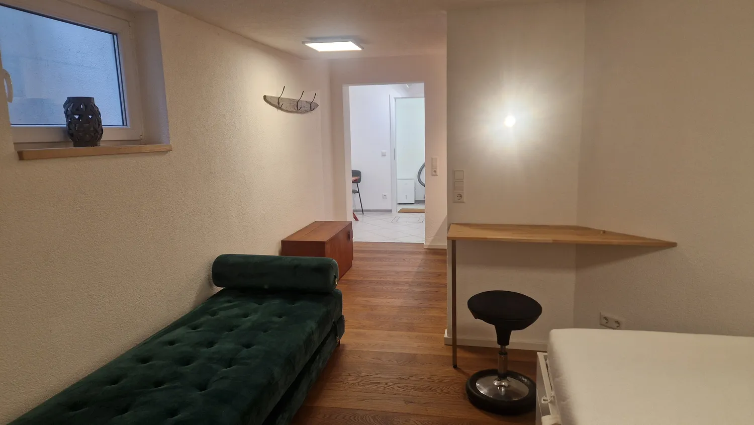 2 Zimmer Wohnung mit 30 m² in Freiburg im Breisgau – Bild 4